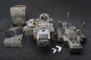 Custom Plastic Injection Molds